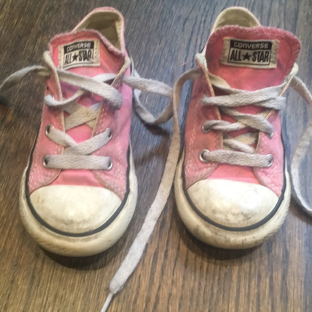 Pink converse size 8 toddler